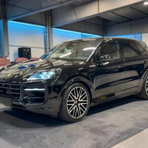 2026 Porsche Cayenne E-Hybrid Black Edition